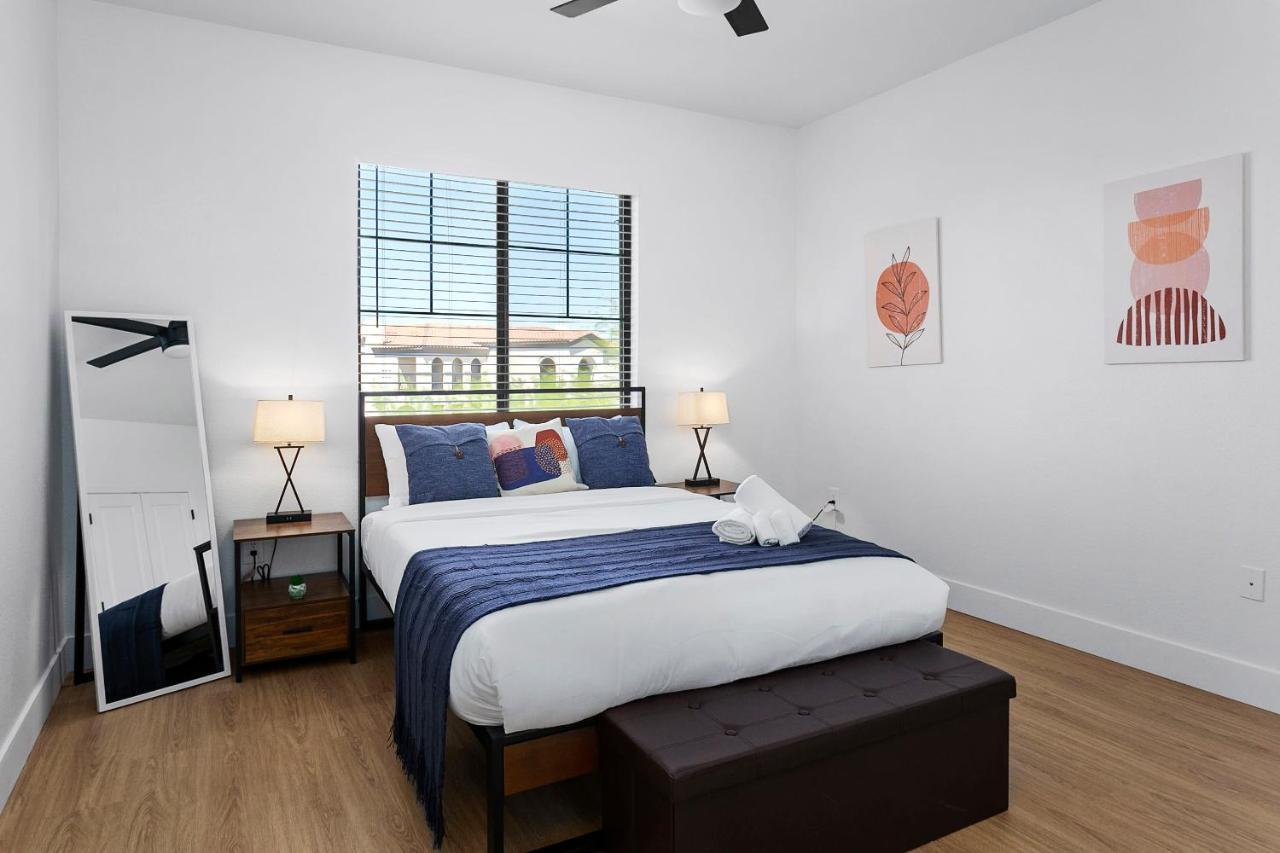 Cozysuites Glendale By The Stadium With Pool 01 מראה חיצוני תמונה
