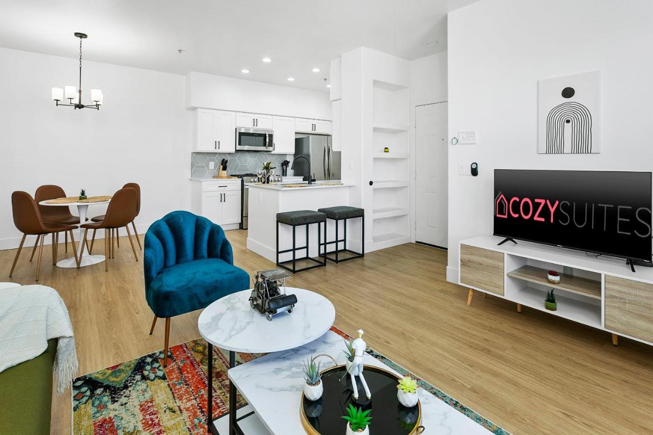 Cozysuites Glendale By The Stadium With Pool 01 מראה חיצוני תמונה
